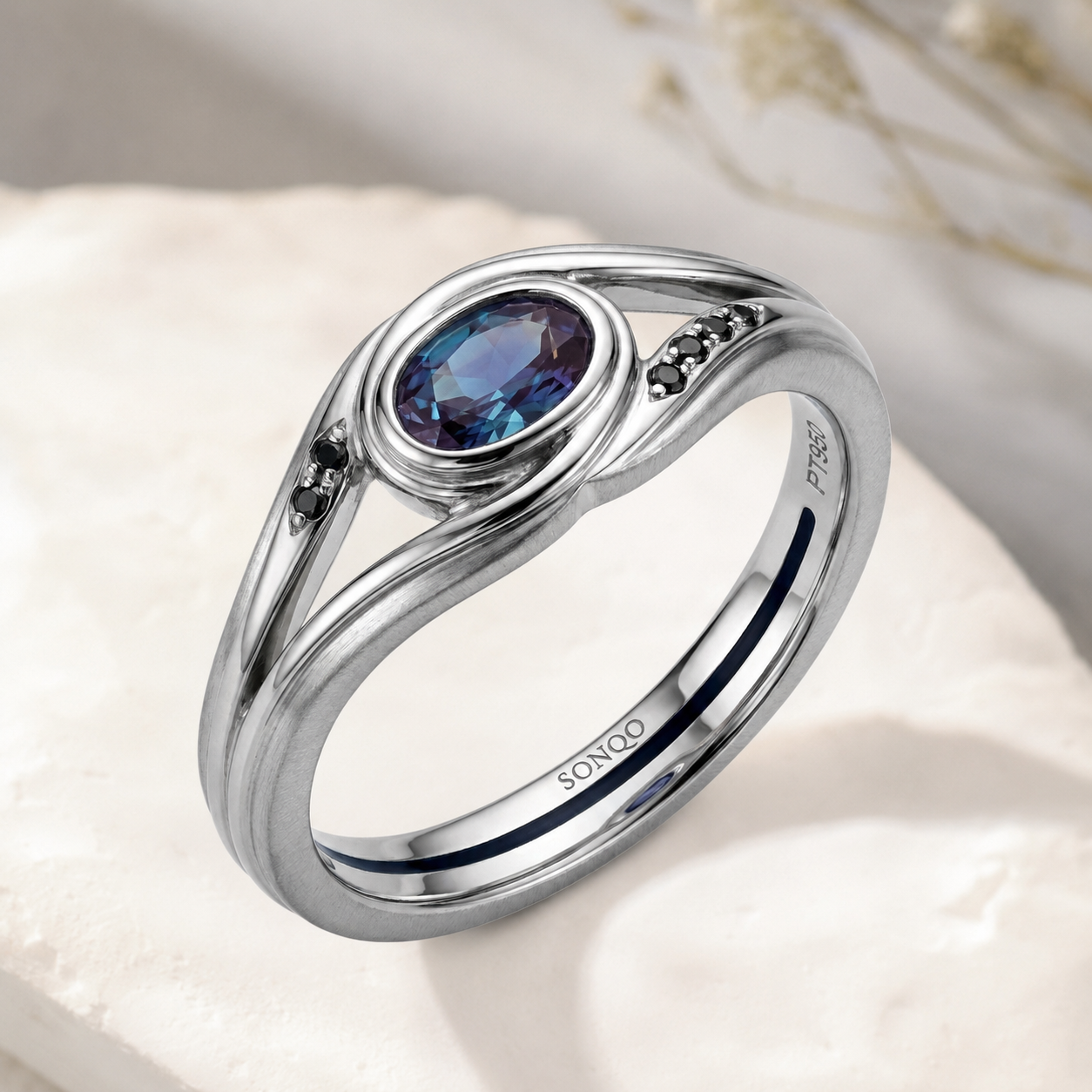Scorpio Sonqo Vow Coil Ring 4